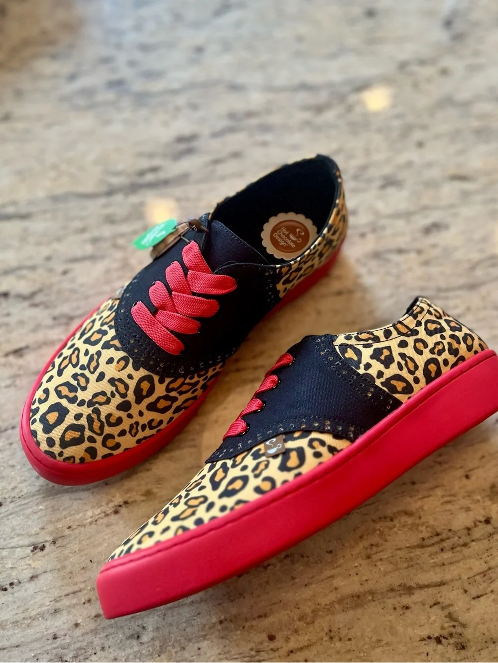 Brand new in box Hot chocolate design leopard print sneakers - Picture 10 of 10